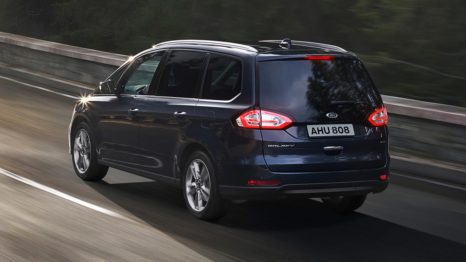 Η Ford αποκάλυψε τα υβριδικά S-Max και Galaxy